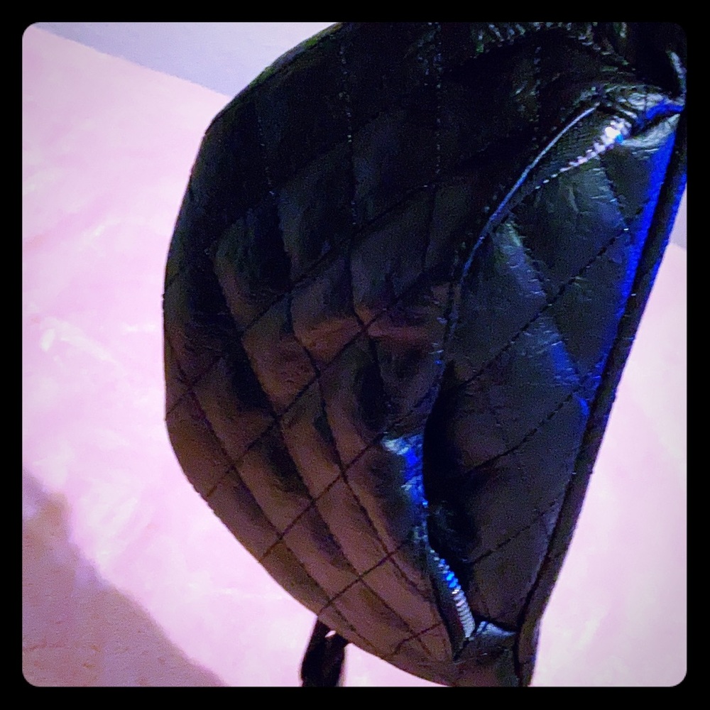 Black belt bag